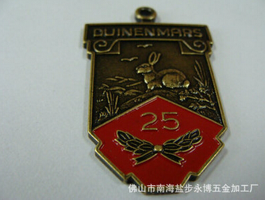 金屬烤漆徽章